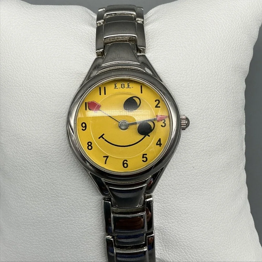 Vintage L.O.L Lots Of Love Womens Watch 25mm Yellow Smiley Dial New Battery 7.5
